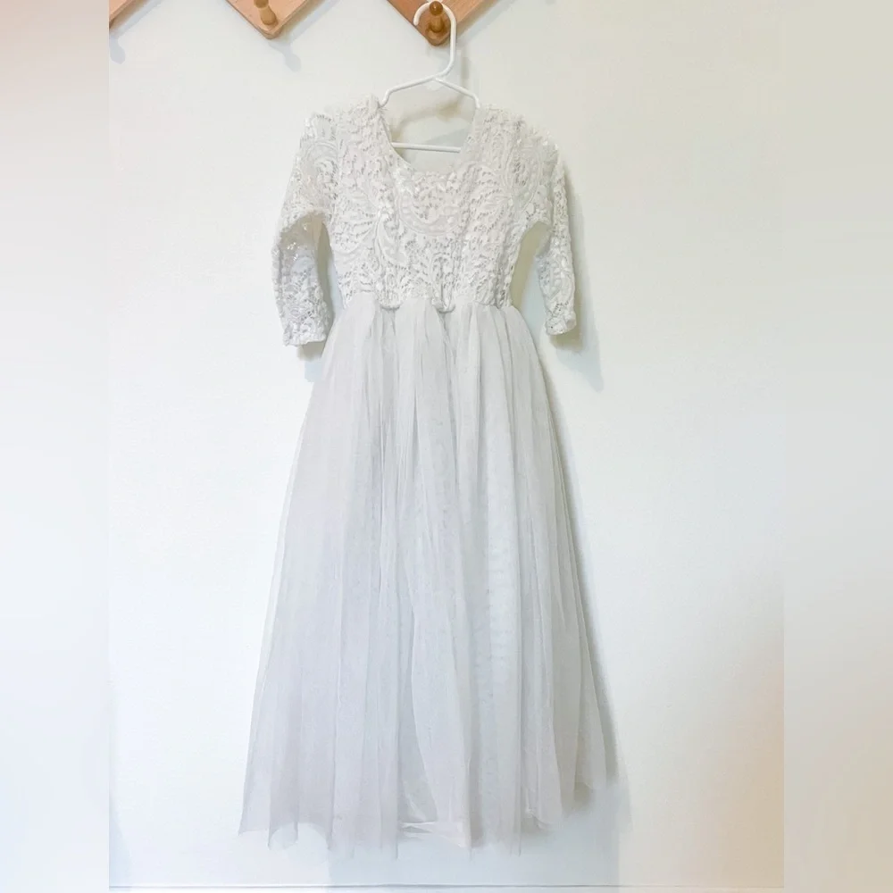 Girls White Lace Quarter Sleeve Long Tulle Dress - Picture 1 of 5